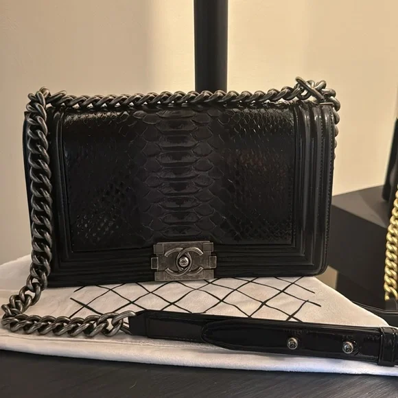 Chanel python boy 🦄 - Picture 5 of 11